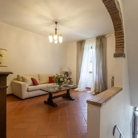 Podere Maria Lena, Casentino Villa